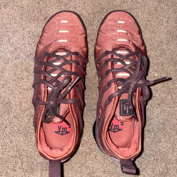 Shoe - Picture 2 of 2